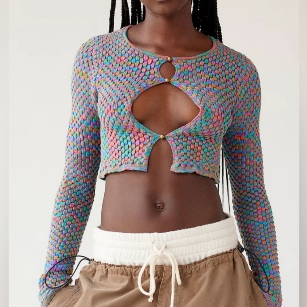NWOT Urban Outfitters Piper Knit Cropped Crop Sweater Cardigan Cut Out Size XS